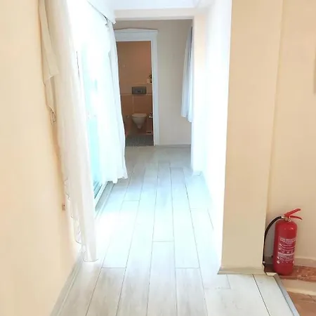 Goldcity De Deniz-doga Manzarali Villa, Isitmali Havuz,sauna,fitness ,fiber Wifi Alanya