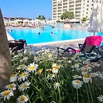 Goldcity De Deniz-doga Manzarali Villa, Isitmali Havuz,sauna,fitness ,fiber Wifi Vila Alanya