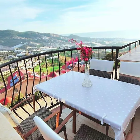 Goldcity De Deniz-doga Manzarali Villa, Isitmali Havuz,sauna,fitness ,fiber Wifi Alanya