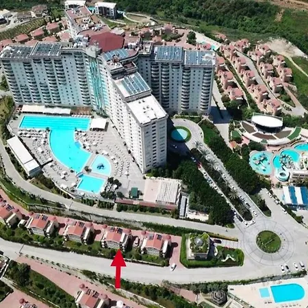 Goldcity De Deniz-doga Manzarali Villa, Isitmali Havuz,sauna,fitness ,fiber Wifi * Alanya