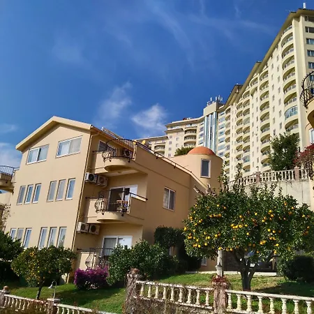 Villa Goldcity De Deniz-doga Manzarali Villa, Isitmali Havuz,sauna,fitness ,fiber Wifi *