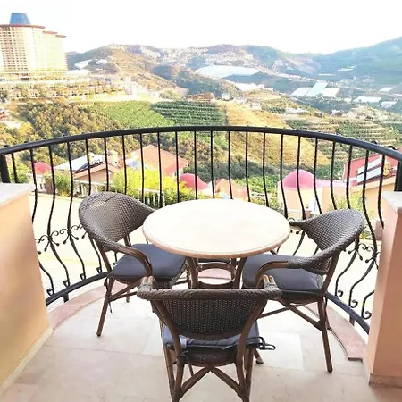 Goldcity De Deniz-doga Manzarali Villa, Isitmali Havuz,sauna,fitness ,fiber Wifi فيلة *